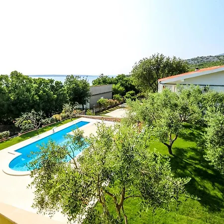 Paulina Apartment Tribanj-Kruscica